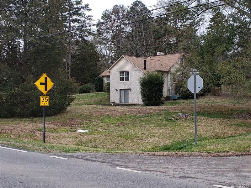 2604 Griffith Rd, Monroe, NC 28112