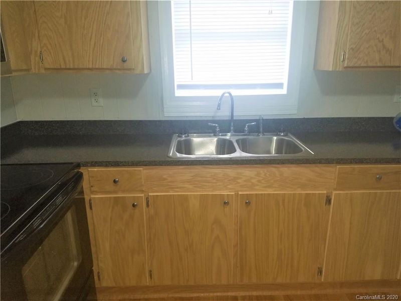 112 Miller St, Gastonia, NC 28052