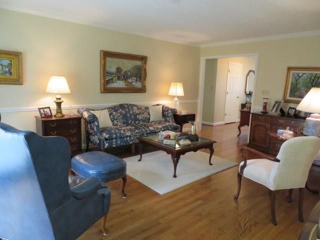 29 31st Avenue Ct NE, Hickory, NC 28601