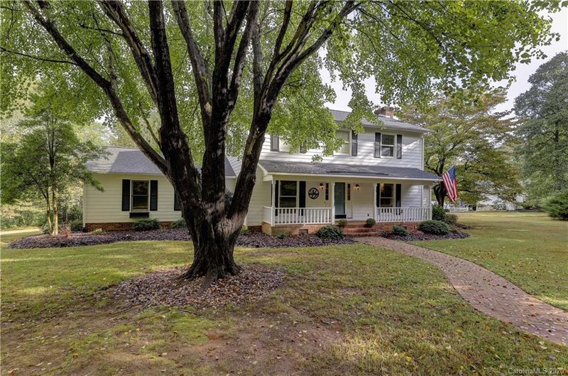 208 Education Ln, York, SC 29745