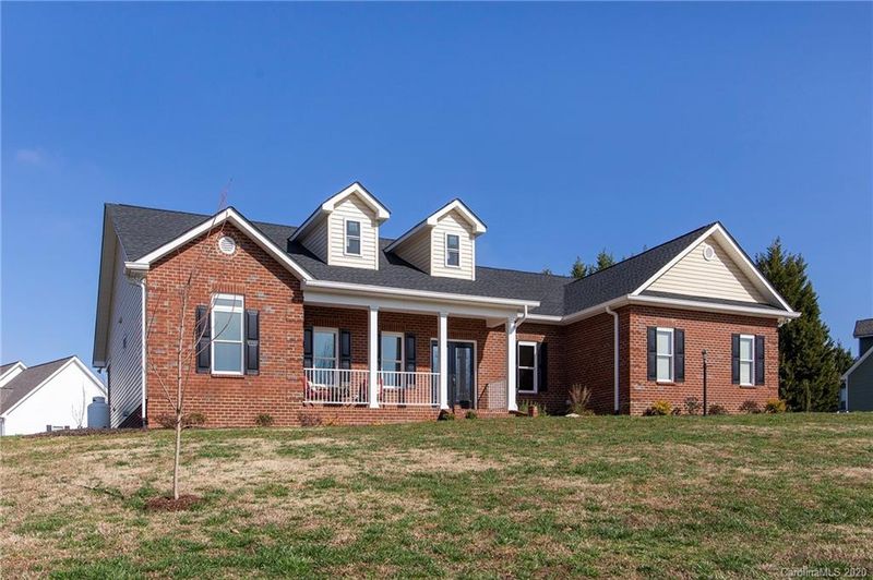 652 Luther Dr, Iron Station, NC 28080