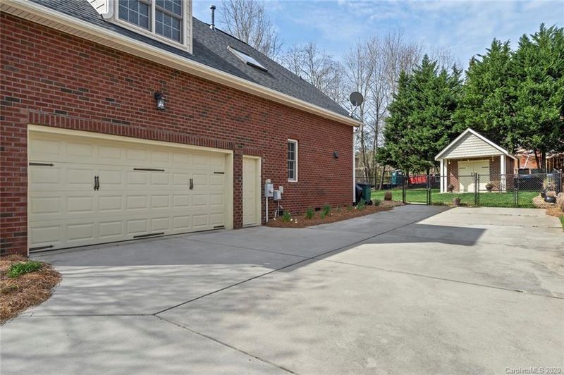 3823 Riceland Pl, Charlotte, NC 28216