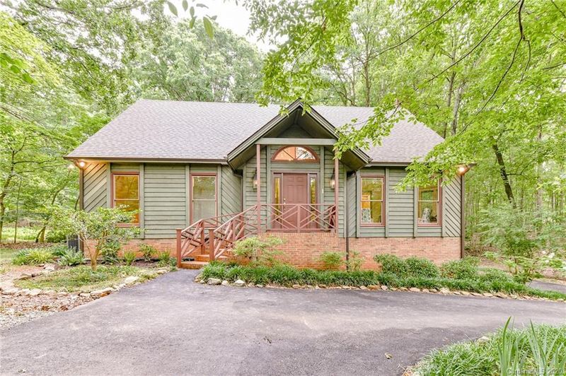 8629 Cedar Knoll Dr, Marvin, NC 28173