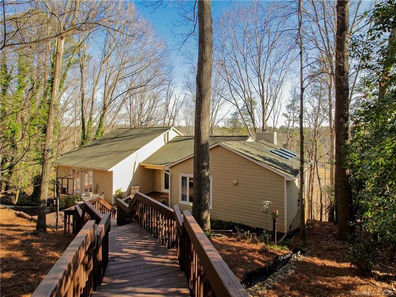 2008 Marquesas Ave, Tega Cay, SC 29708