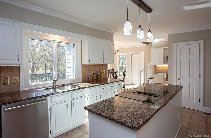 6534 Cross Field Ln, Charlotte, NC 28226