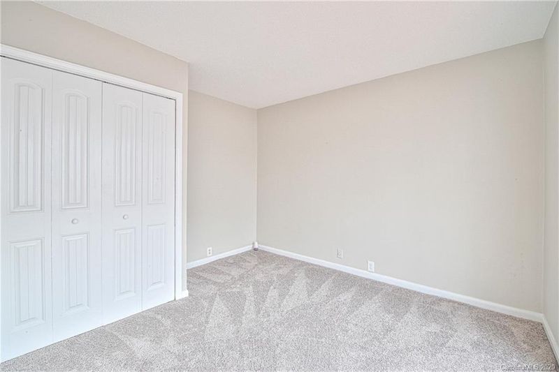 7111 Stonington Ln, Charlotte, NC 28227