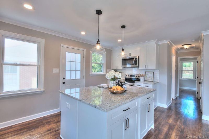 1947 Academy St, Charlotte, NC 28205