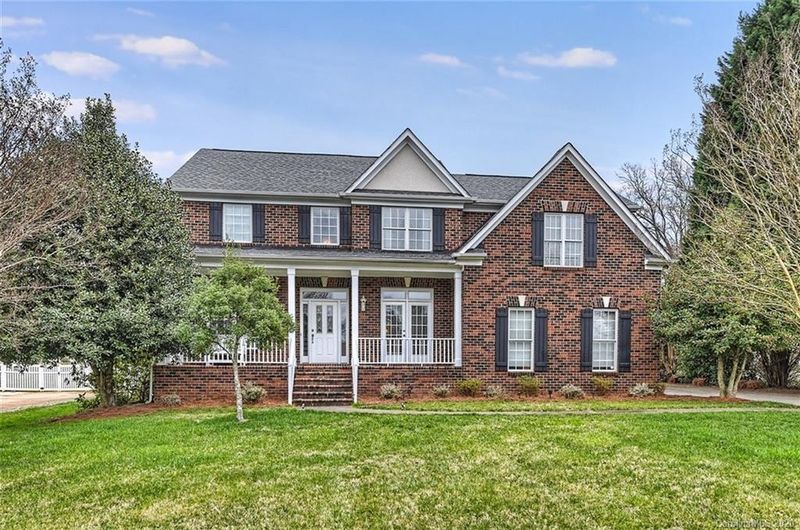 290 Knoxview Ln, Mooresville, NC 28117
