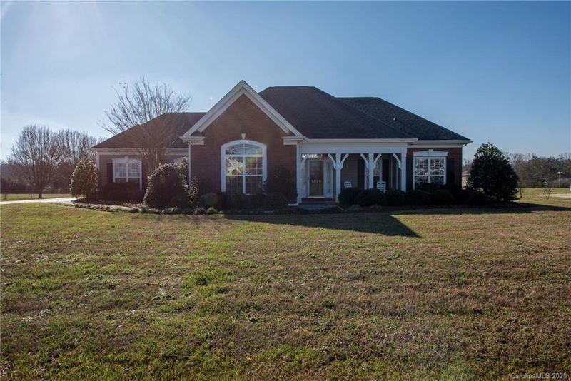 1300 Sam Cox Ln, Wingate, NC 28174