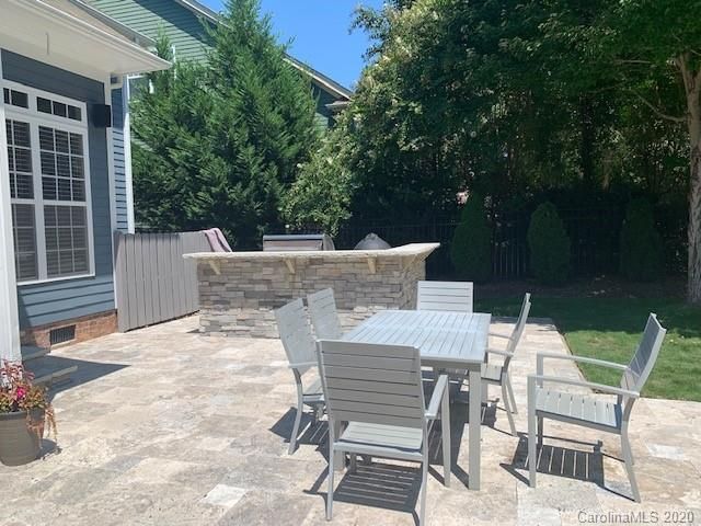 834 Brooks Mill Dr, Tega Cay, SC 29708