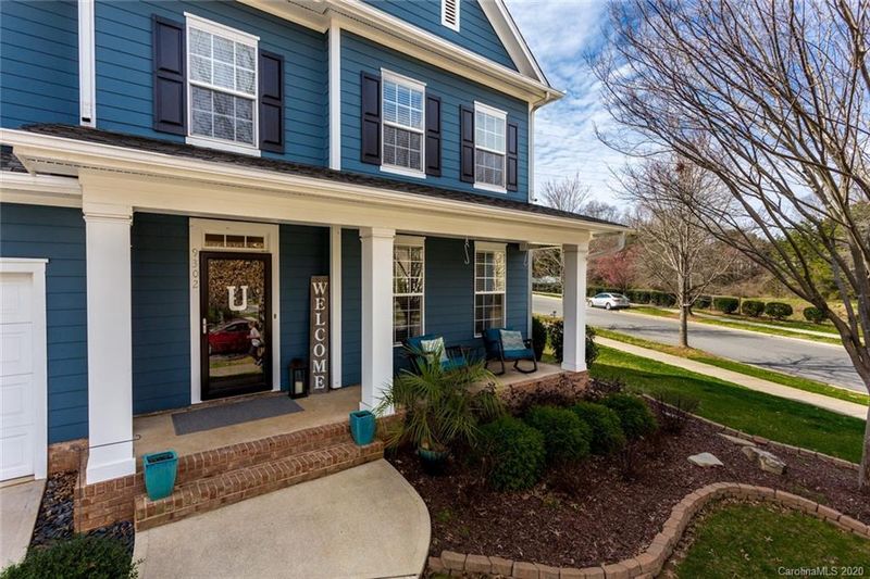 9302 Rosalyn Glen Rd, Cornelius, NC 28031