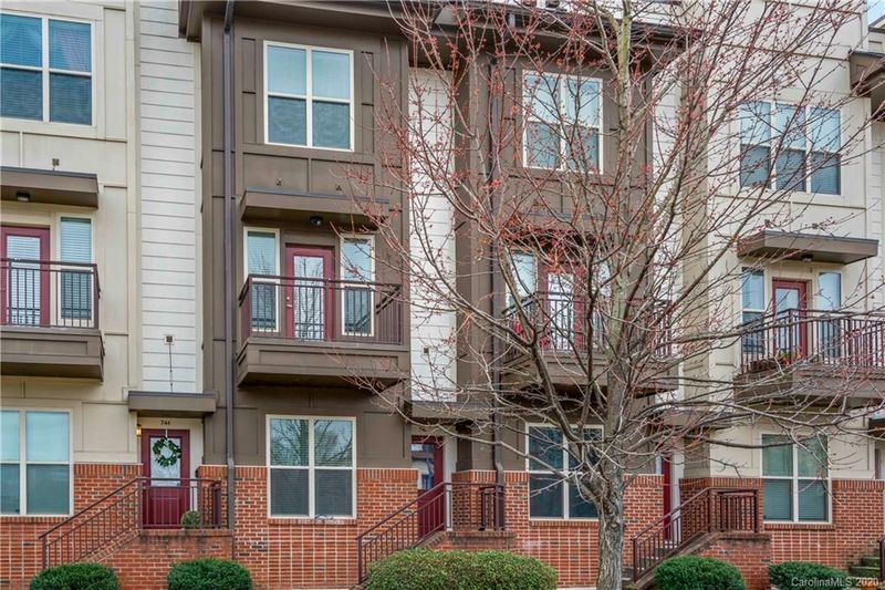 740 Seigle Point Dr #7, Charlotte, NC 28204