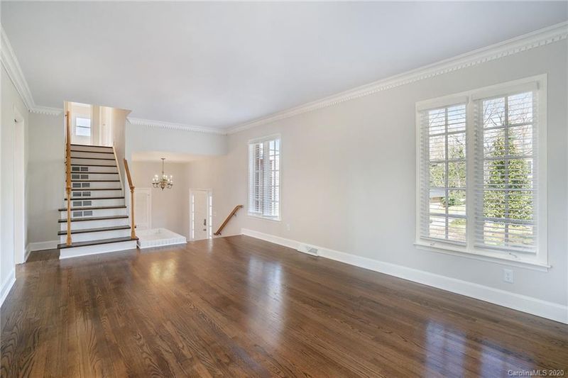 1405 Nottingham Dr, Gastonia, NC 28054