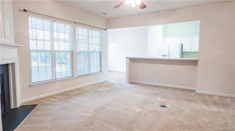 8704 Heron Glen Dr, Charlotte, NC 28269
