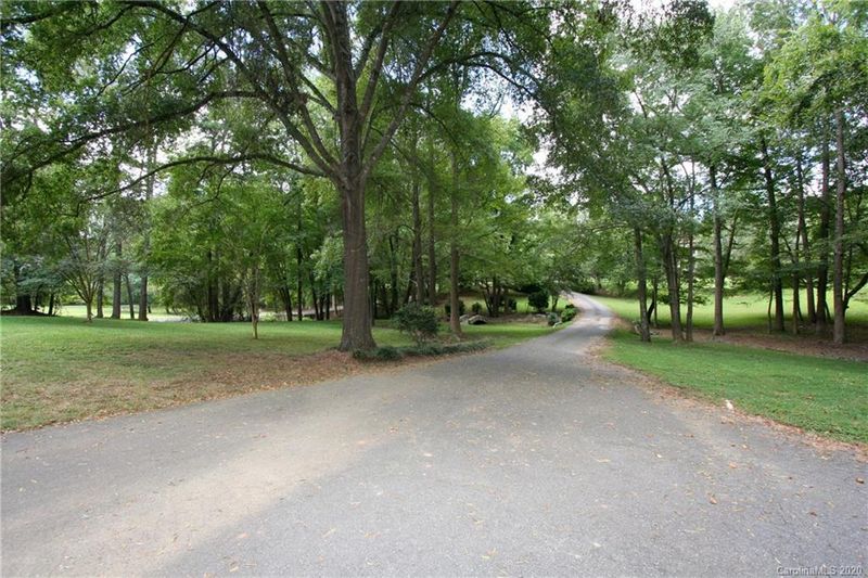 3940 Well Rd, Mint Hill, NC 28227