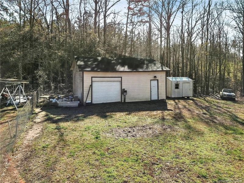 953 Greenoak Dr, Lancaster, SC 29720