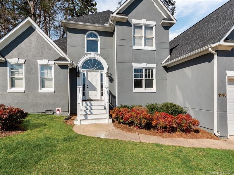 1143 Thoroughbred Pl NW, Concord, NC 28027