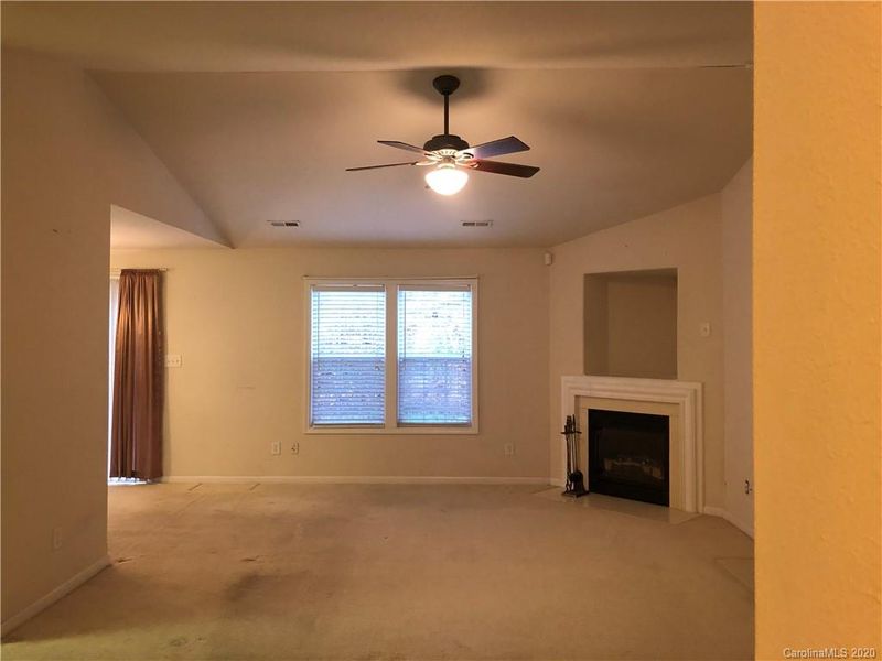 8548 Filbert Ln, Charlotte, NC 28215