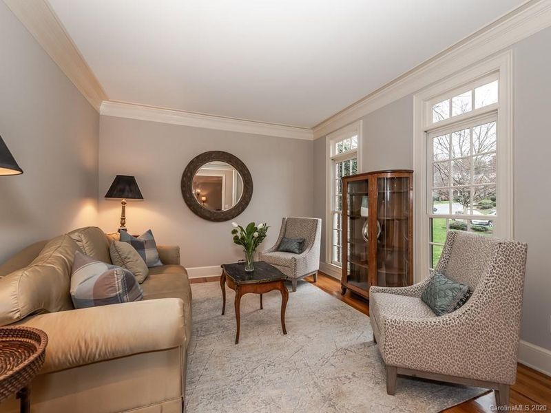11203 Creek Pointe Dr, Matthews, NC 28105