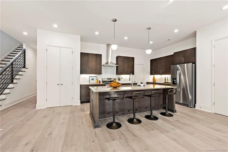3118 Creighton Dr, Charlotte, NC 28205