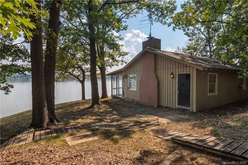3869 Marlette Dr, York, SC 29745