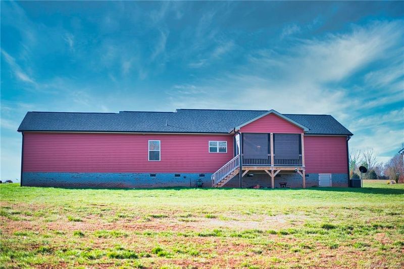 348 Laurel Ridge Dr, Lincolnton, NC 28092