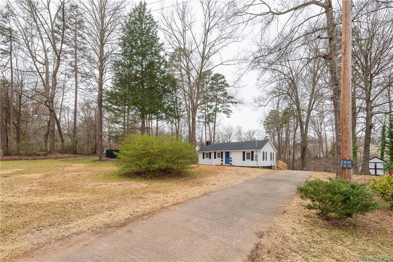 4608 Mcclure Rd, Charlotte, NC 28216