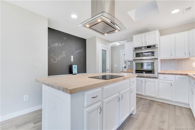 1146 Calhoun St, Rock Hill, SC 29732