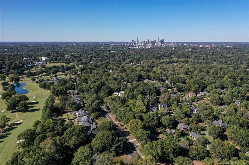 3022 Sharon Rd, Charlotte, NC 28211