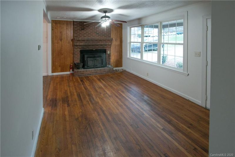 215 Brookwood Rd, Belmont, NC 28012