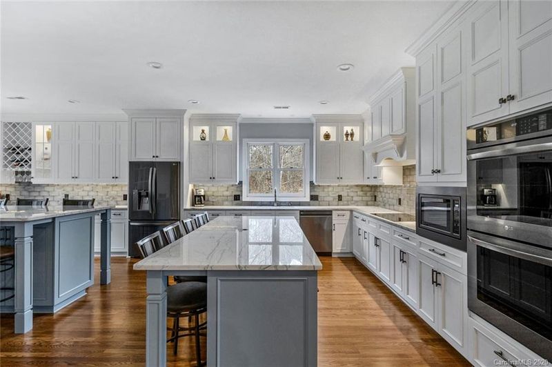 9332 Windygap Rd, Charlotte, NC 28278