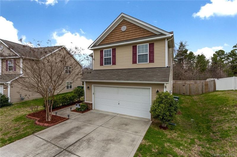 10313 Caldwell Forest Dr, Charlotte, NC 28213