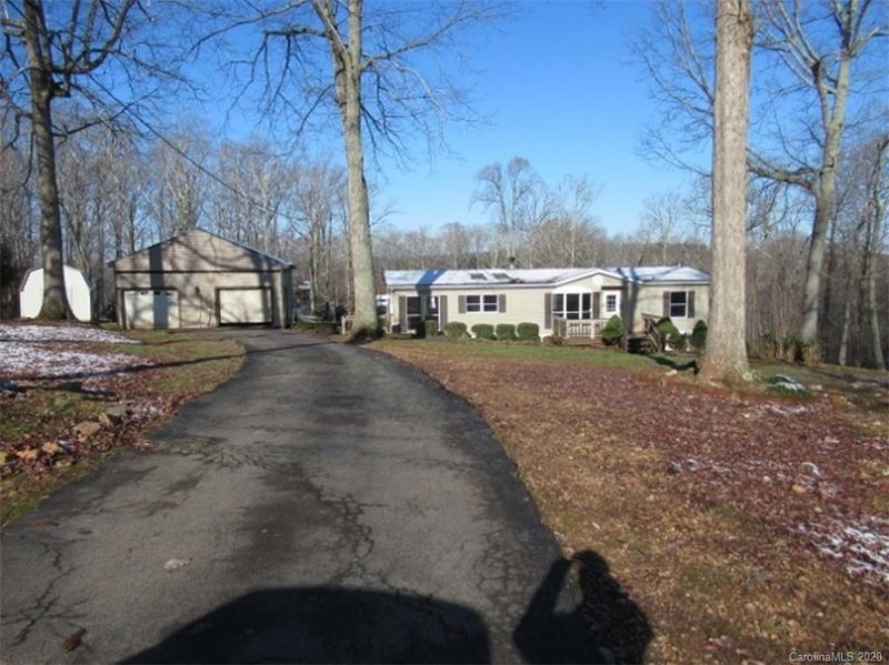 3375 Mission Dr, Lincolnton, NC 28092
