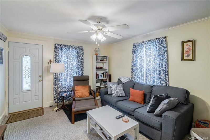 911 W B St, Kannapolis, NC 28081