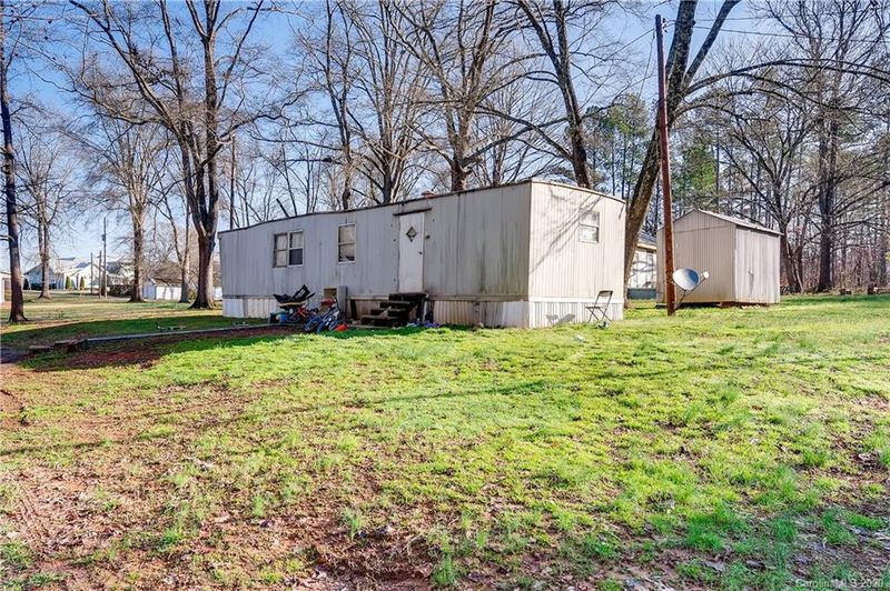 103 Walker Ln, Gastonia, NC 28056