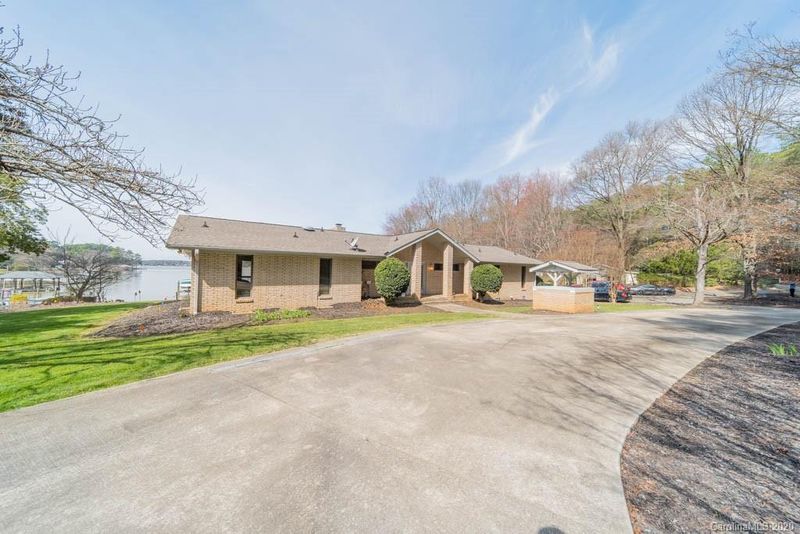 115 Binns Rd, Mooresville, NC 28117