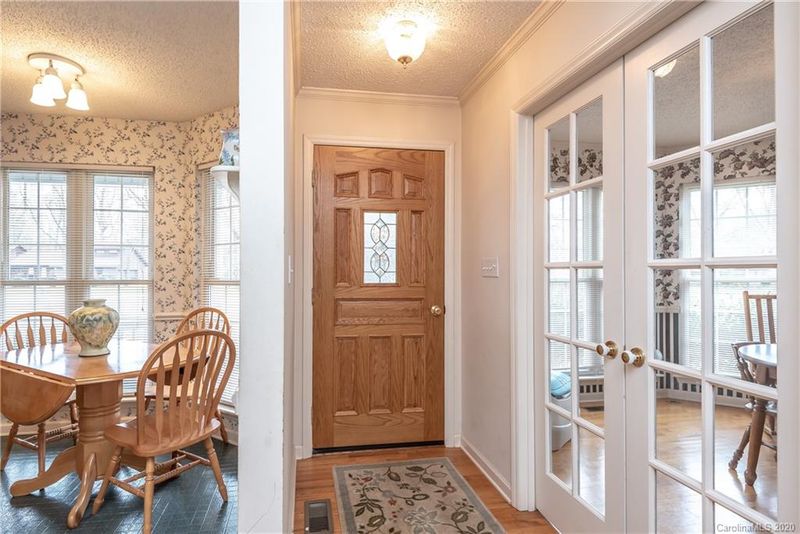 4647 Ransom Dr, Conover, NC 28613