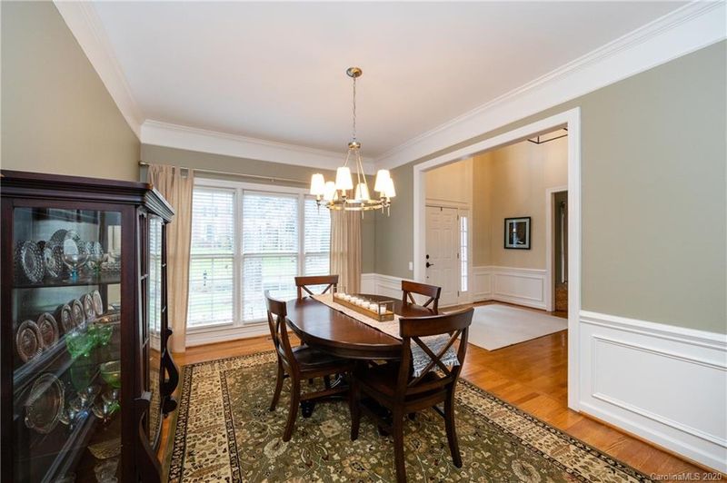 6542 Moonlight Ln, Charlotte, NC 28269