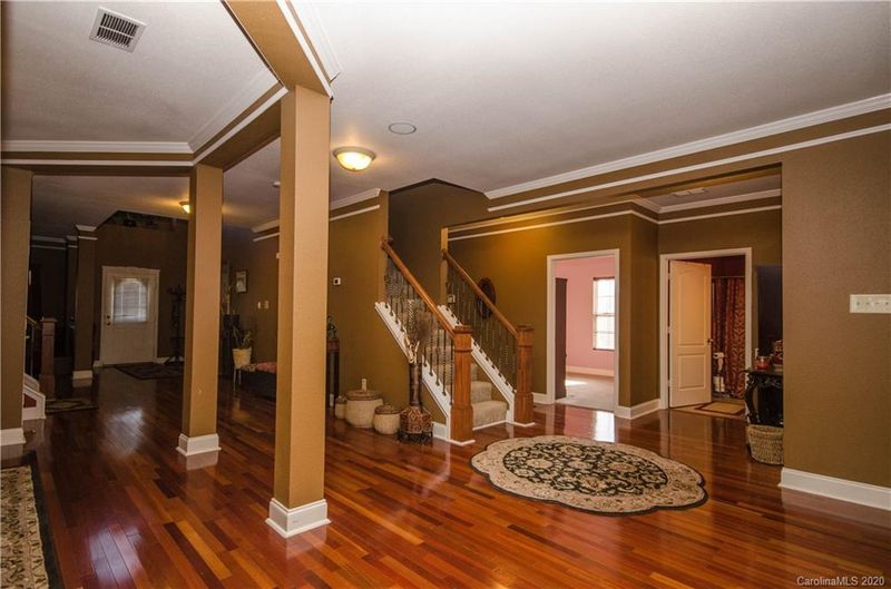 978 Capetown Ln, Clover, SC 29710