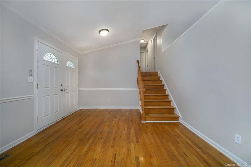 2420 Essen Ln #8, Gastonia, NC 28054