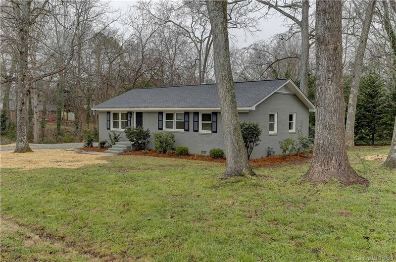 303 Oak St, York, SC 29745