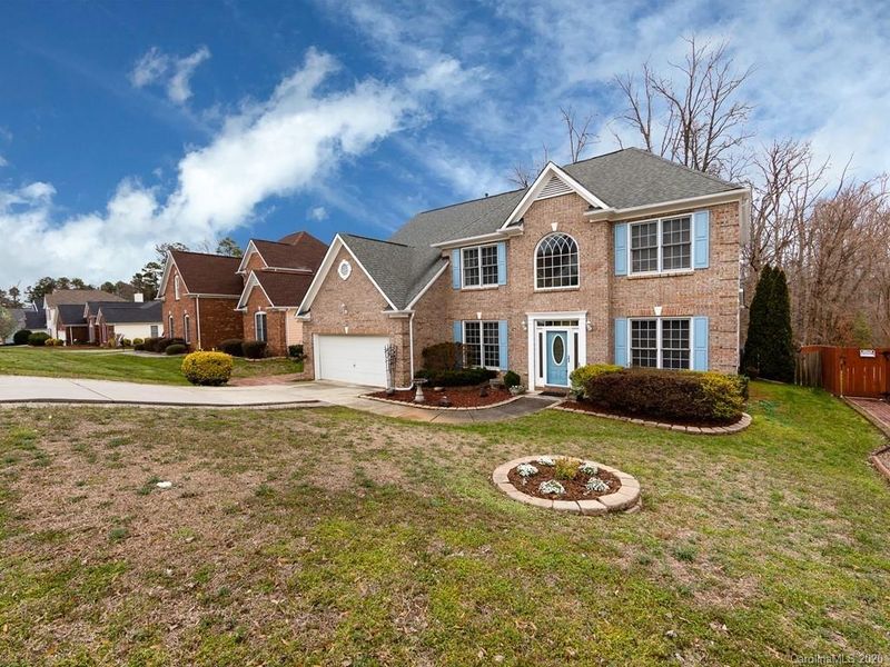 3214 Arklow Rd, Charlotte, NC 28269