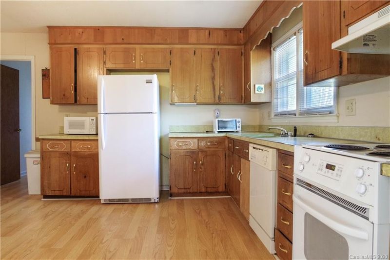 304 Crestview Trl, Monroe, NC 28112
