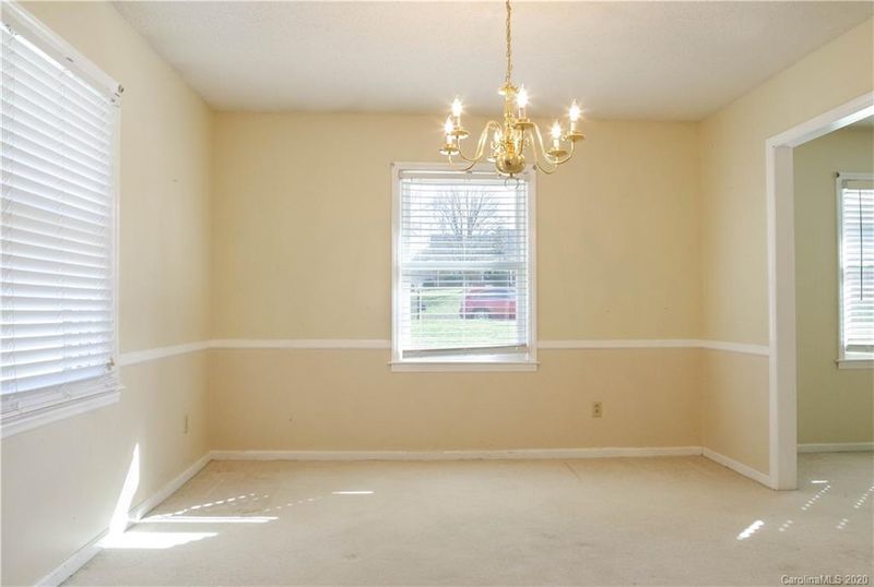 304 Crestview Trl, Monroe, NC 28112