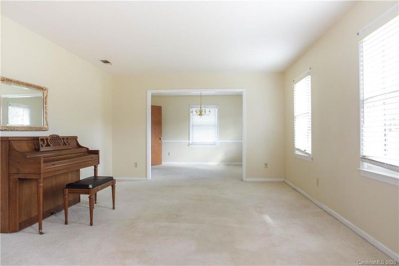 304 Crestview Trl, Monroe, NC 28112