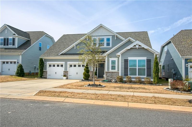 2017 Henshaw Rd, Waxhaw, NC 28173