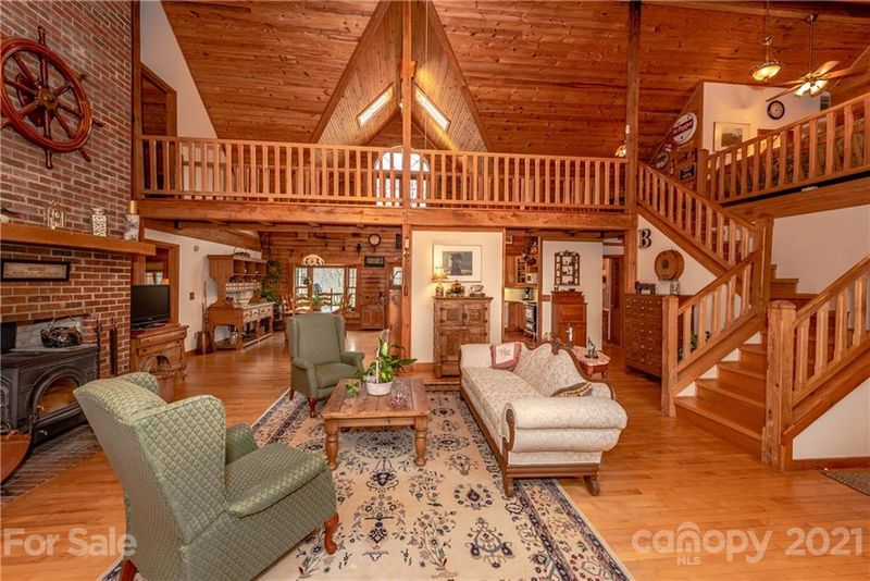 198 Greystone Rd, Davidson, NC 28036