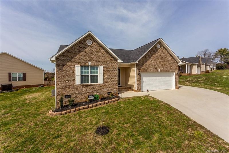 1815 Ranchland Dr NW, Conover, NC 28613