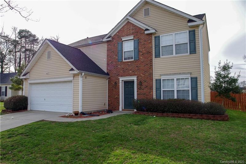 3613 Edgeview Dr, Indian Trail, NC 28079