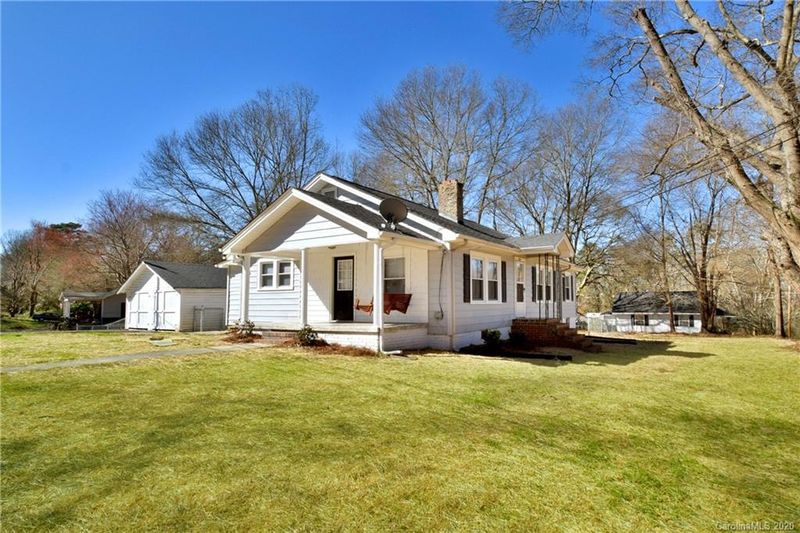 809 Harrison Ave, Gastonia, NC 28054